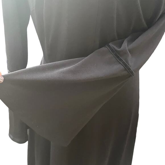 Ashley Graham Black Dress Criss Cross Neckline Sz 12 Bell Sleeve Boho Flowy - Picture 3 of 8